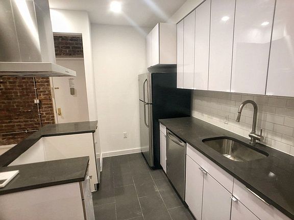 5th image of 3971 Gouverneur Ave APT 2E