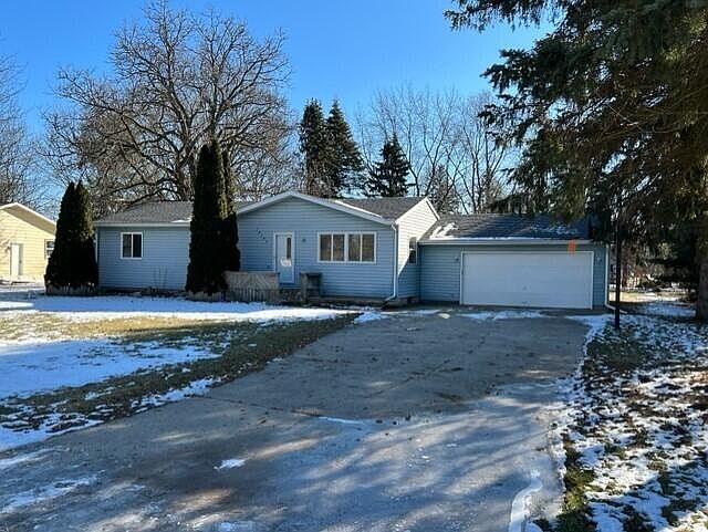 1st image of 28589 Fredrick Dr