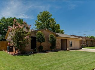 204 Malone Ave, Crowley, TX 76036