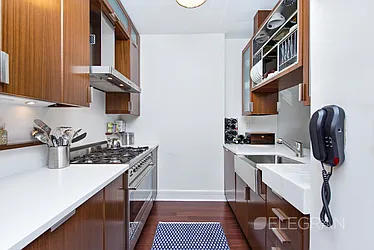 Rented by (Legacy) Elegran