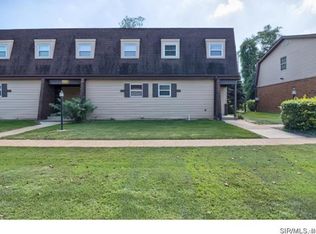 24 Dorset Ct, Edwardsville, IL 62025