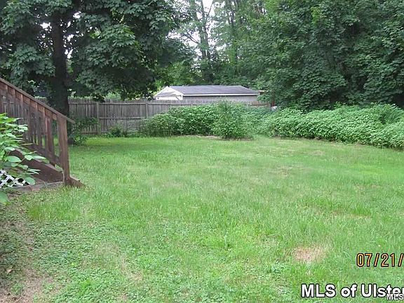 3rd image of 17 Birchwood Dr S
