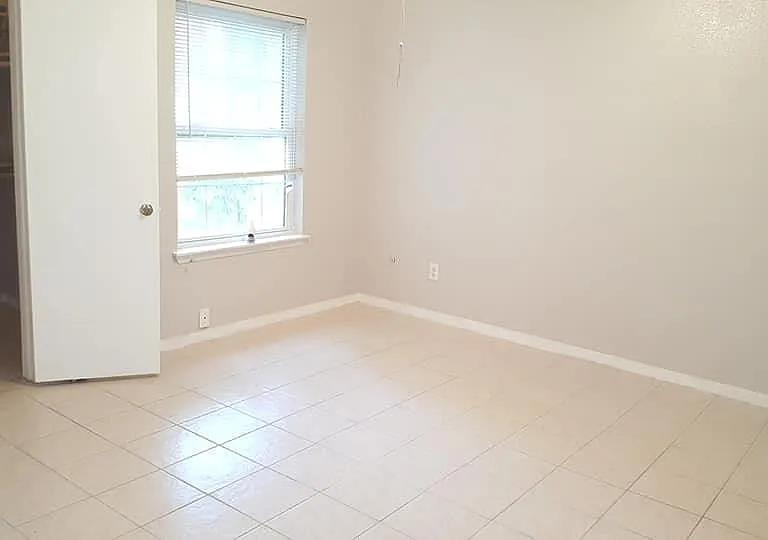 9809 Richmond Ave #G12 — Photo 28