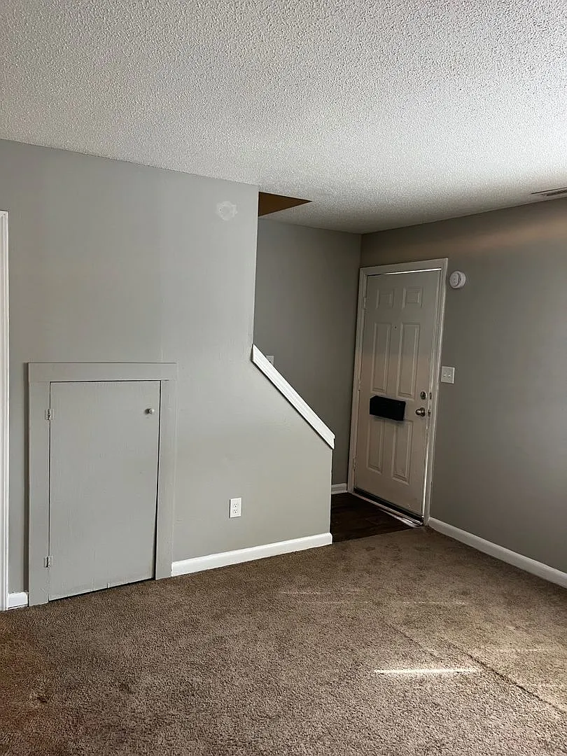 150 Proctor St — Photo 3