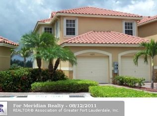 4075 Crystal Lake Dr, Pompano Beach, FL 33064