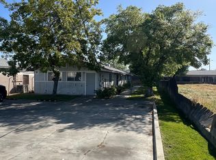 807 S Phillips St UNIT A, Hanford, CA 93230
