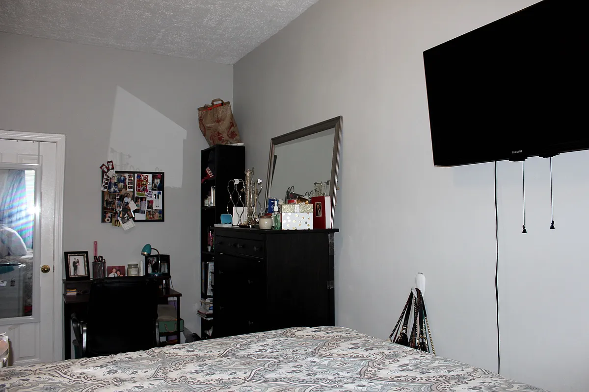 Building Photo - 449 Park Dr #2C