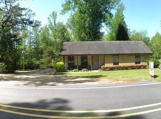 135 Higgins Rd, Sumrall, MS 39482