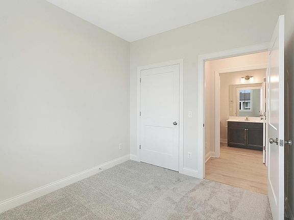 5th image of 1312 Rose St