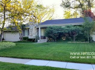 5962 S Fontaine Bleu Dr, Salt Lake City, UT 84121