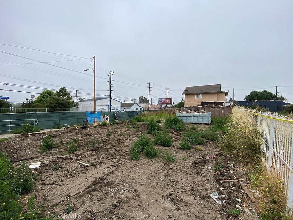 1st image of 10501 S Normandie Ave #10