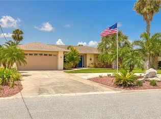 4000 Headsail Dr, New Port Richey, FL 34652