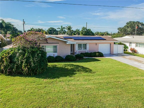 2nd image of 13842 Antigua Dr