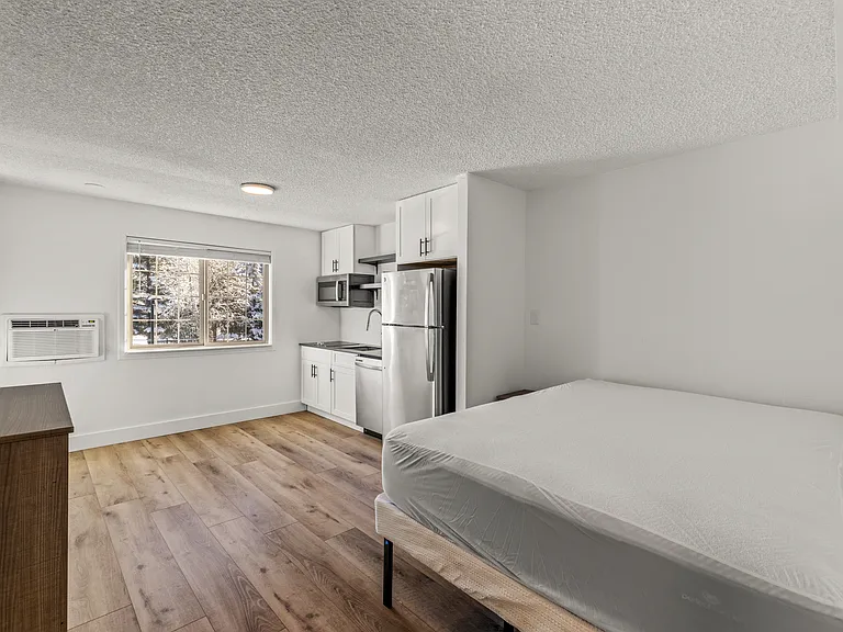 Oxbow Apartments — Photo 25