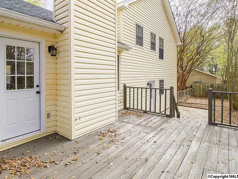 117 Betty Garrett Dr — Photo 13
