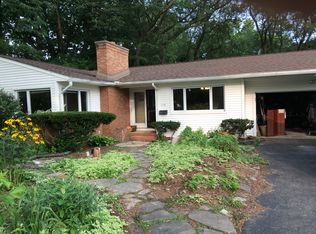 126 Coniston Dr, Rochester, NY 14610