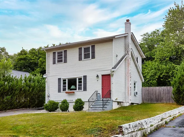 181 N Grand Avenue, Poughkeepsie, NY 12603