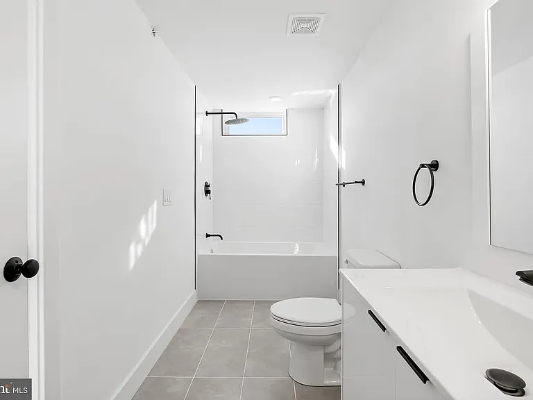1540 Frankford Ave #4C — Photo 14