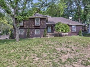12015 Aberdeen Rd, Leawood, KS 66209