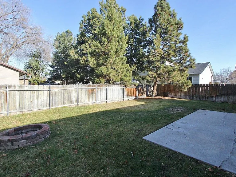 976 W Idaho Ave — Photo 20