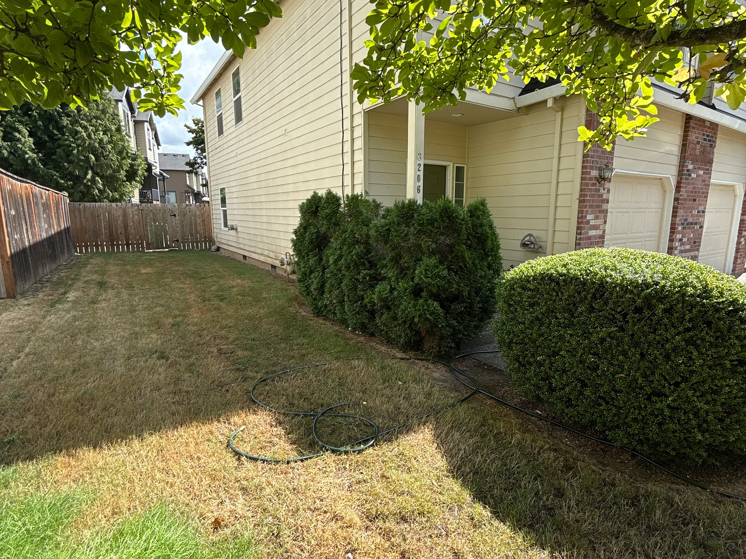 3206 NE 13th Pl — Photo 3