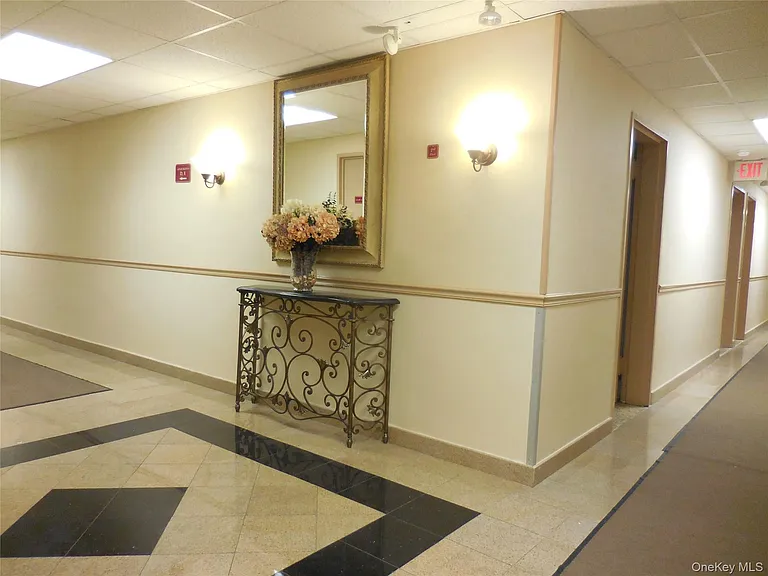 101 Jackson Ave #2G — Photo 7