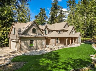 3275 Tani Creek Rd NE, Bainbridge Island, WA 98110
