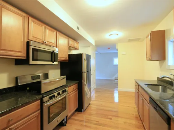 37 Elmwood St #2, Somerville, MA 02144