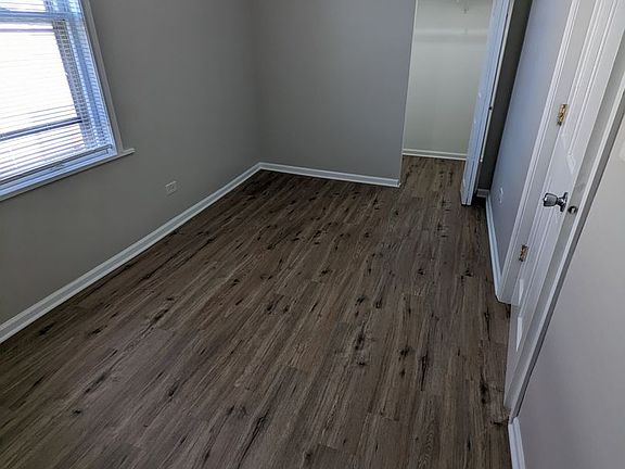 4th image of 4811 White Oak Ave Floor 2