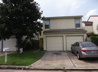 10320 Richmond Hill Dr, Houston, TX 77041