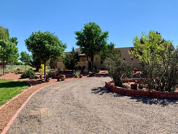3rd image of 12 Hondo Ct