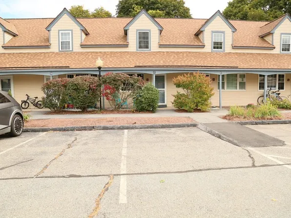 61 Kennedy Dr #61, North Chelmsford, MA 01863