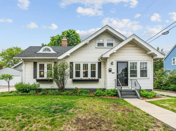 215 E 48th St, Minneapolis, MN 55419