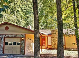 718 Fieldstone Dr, Jonesboro, GA 30238