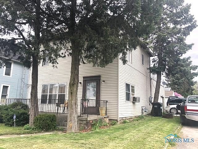 1st image of 544 N County Line St