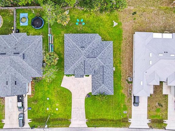 4th image of 3 Pine Hurst Ln
