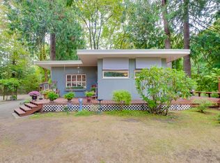 2686 Northlake Way NW, Bremerton, WA 98312