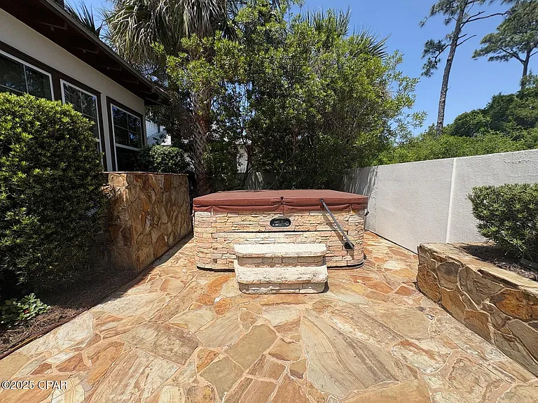 5303 Hopetown Ln — Photo 3