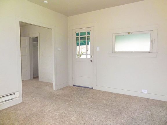 2nd image of 1230 N Steele St #2408