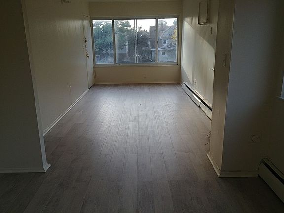 3rd image of 8535 118th St APT 3L