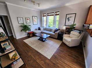 1532 W Cornelia Ave APT 3, Chicago, IL 60657