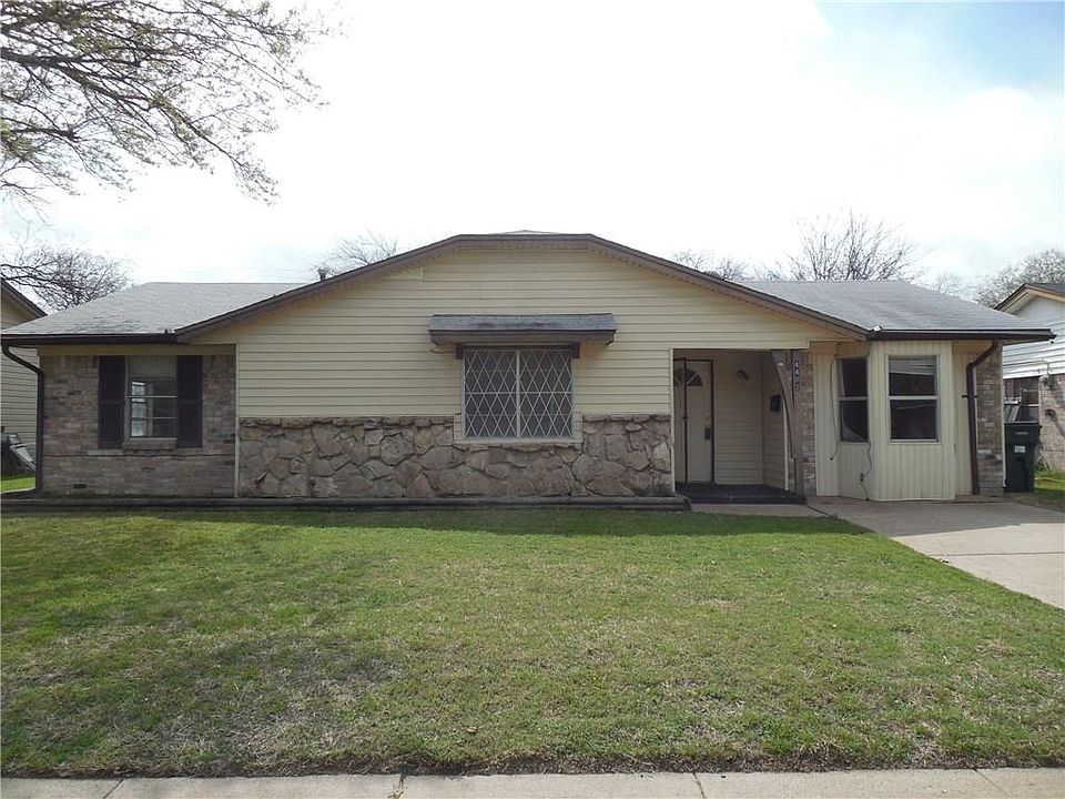 1st image of 4402 Glenhaven Dr