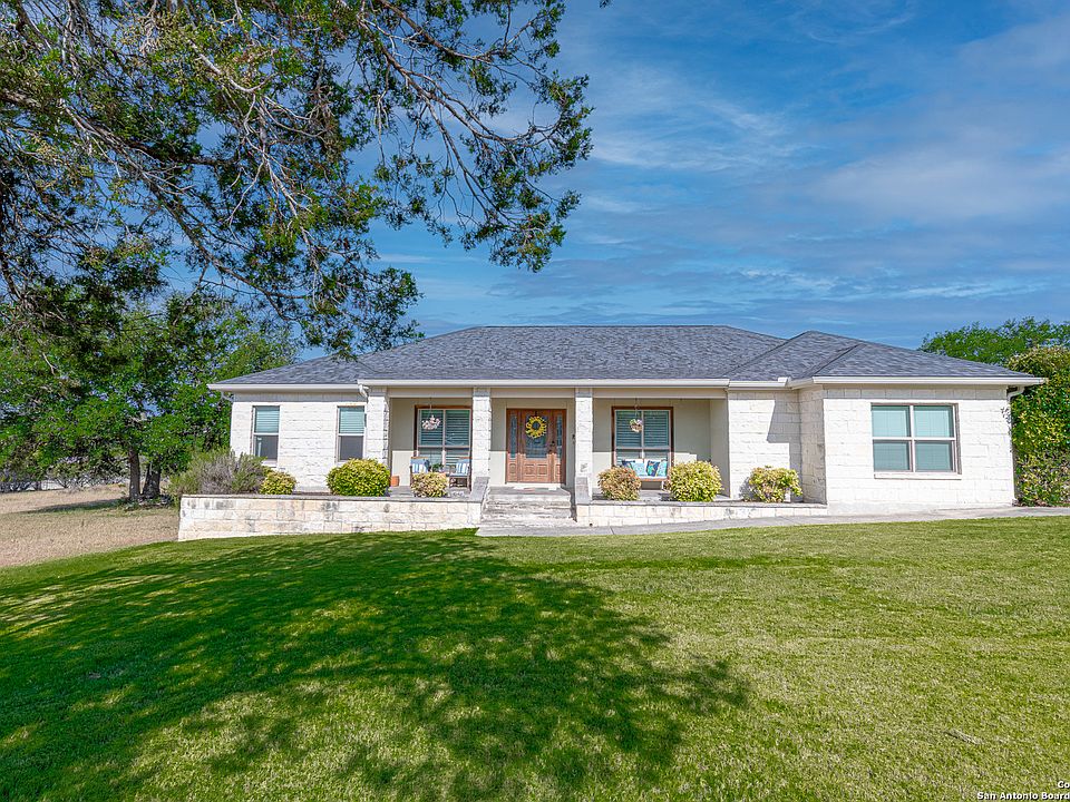 1st image of 964 ESTATES DR