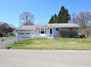 1475 Elsie Dr, Endicott, NY 13760