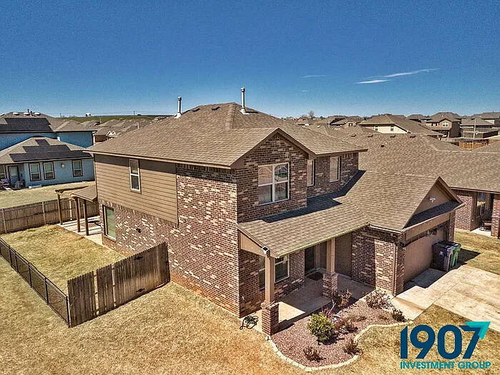 2501 Caden Ct — Photo 48