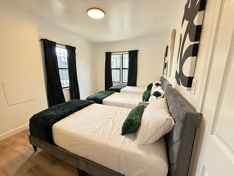 1235 S Longwood Ave #1235 — Photo 41