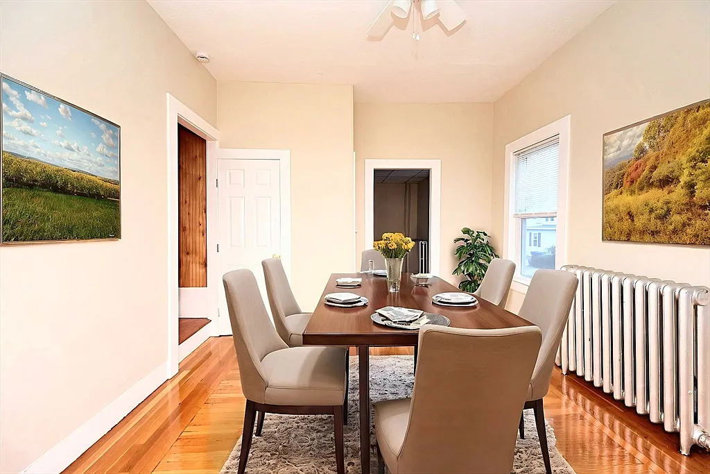 3 bed, 1.0 bath, 1024 sqft, $2,995 — Photo 4