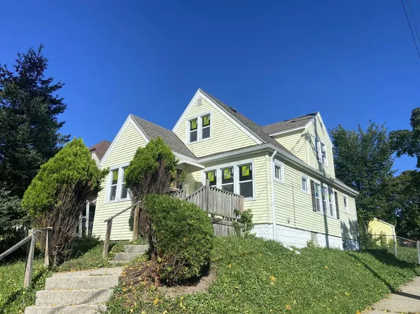 4702 N 31st STREET, Milwaukee, WI 53209