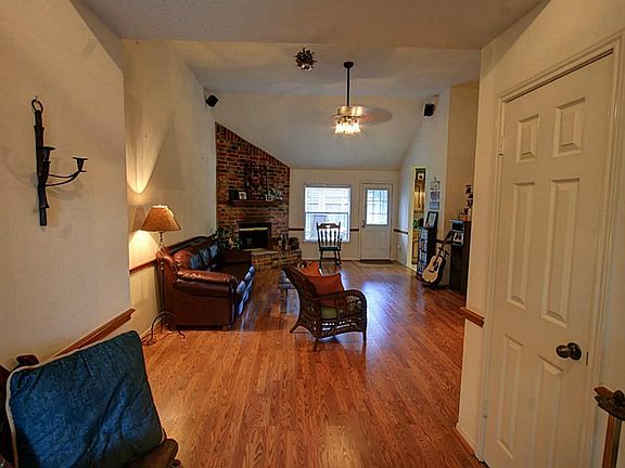 Large entry brings you into open Den!