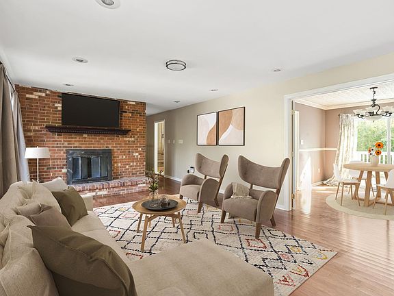 Optionally furnished common areas! Common areas can come beautifully furnished by our in-house design team for an additional fee.